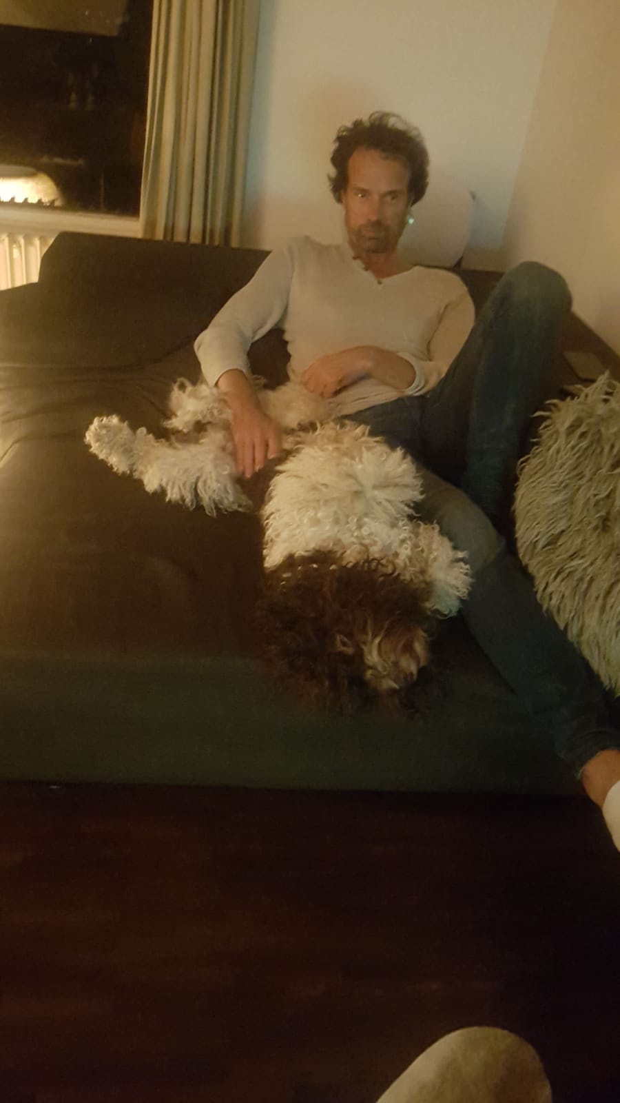 b8c6eb31-f2d1-4cac-a565-a006068166a4